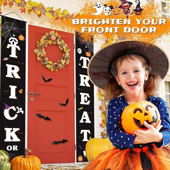 HALLOWEEN DECORATION BANNER -- Trick or Treat and Welcome Banner - Picture 1 of 4